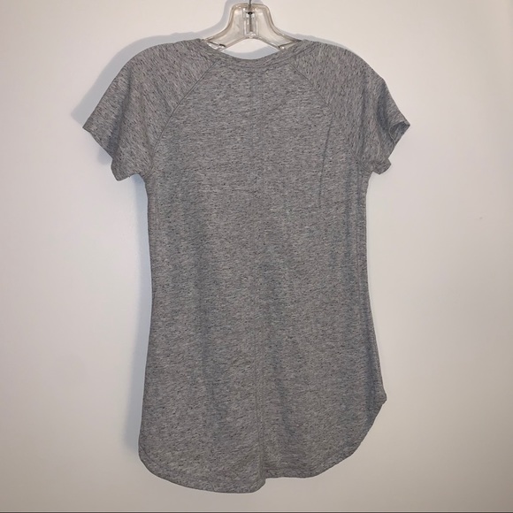 CALIA // Grey Top Medium - Picture 11 of 16